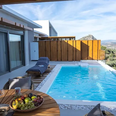 Aziza Luxury Tolo